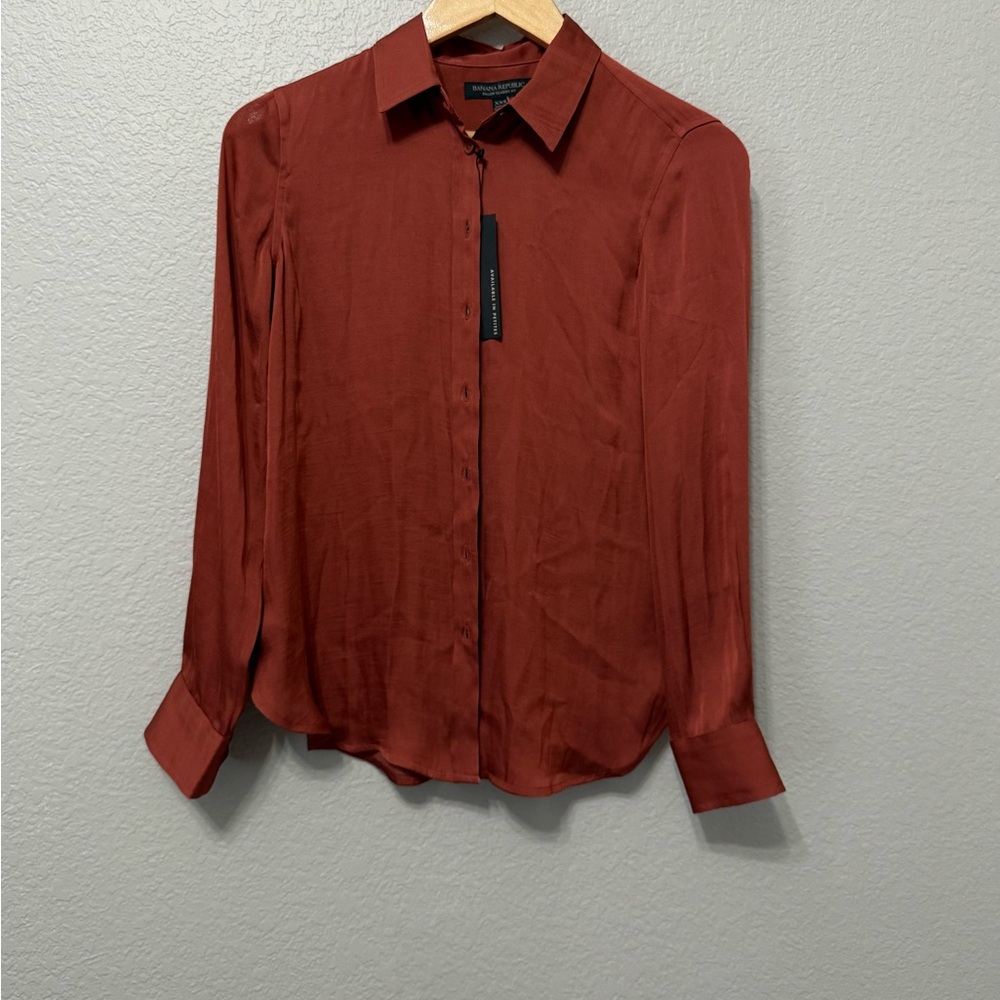 Banana Republic Rust Button-Down Blouse